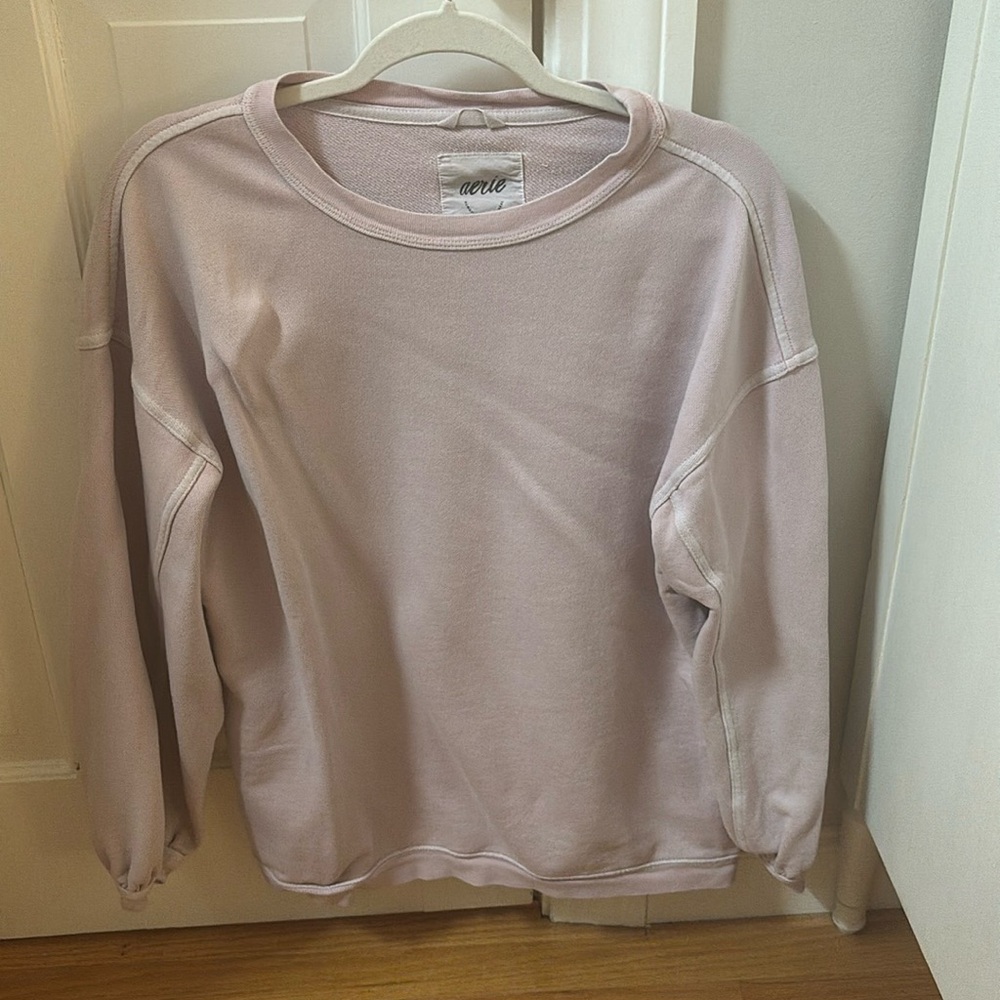 Light pink oversized sweatshirt from aerie, long fit, runs big